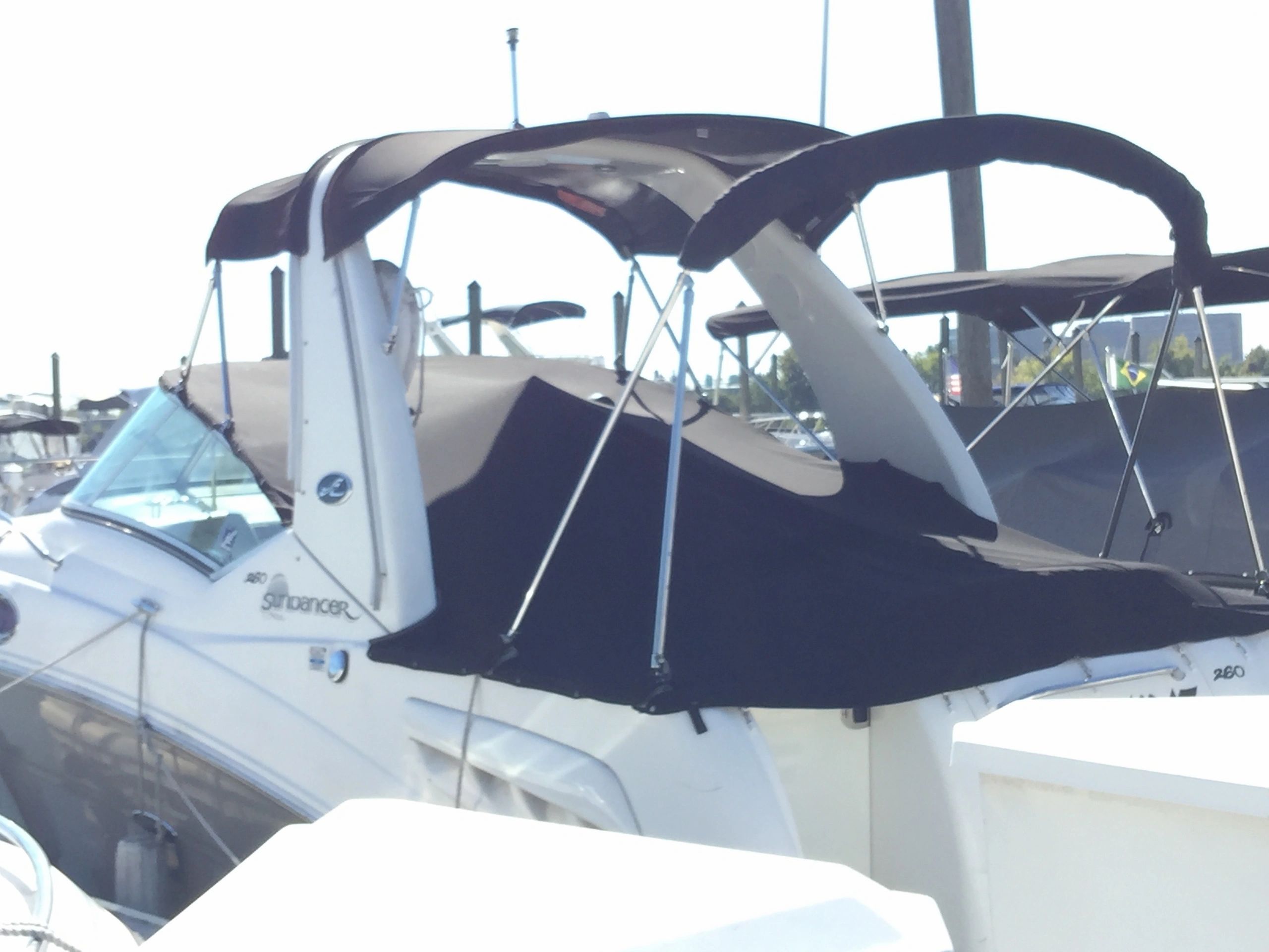 320 Sundancer